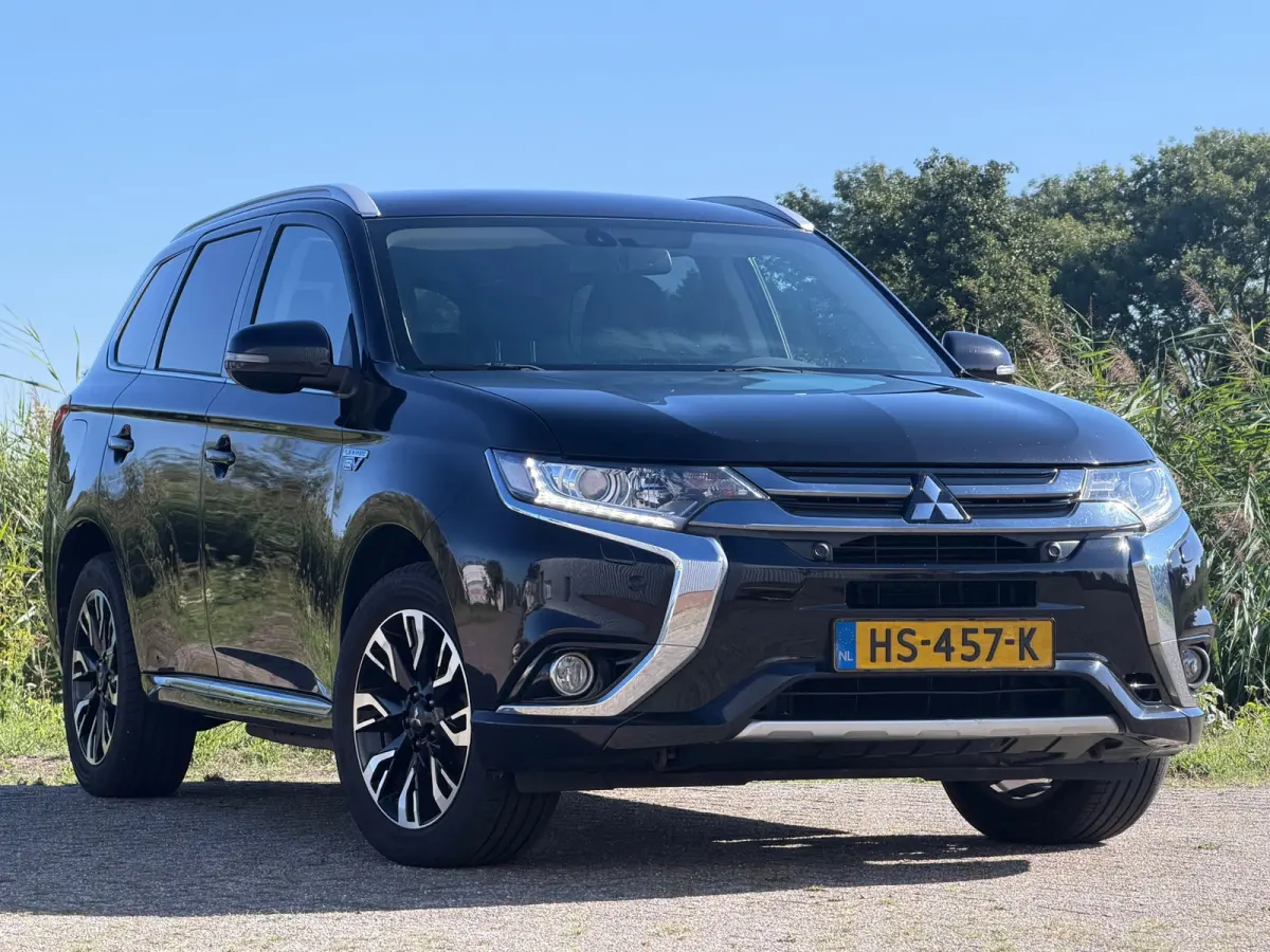 2.0 PHEV NW MODEL Executive Edition - Black Pearl - Camera/Keyless/Seatheat - Topstaat