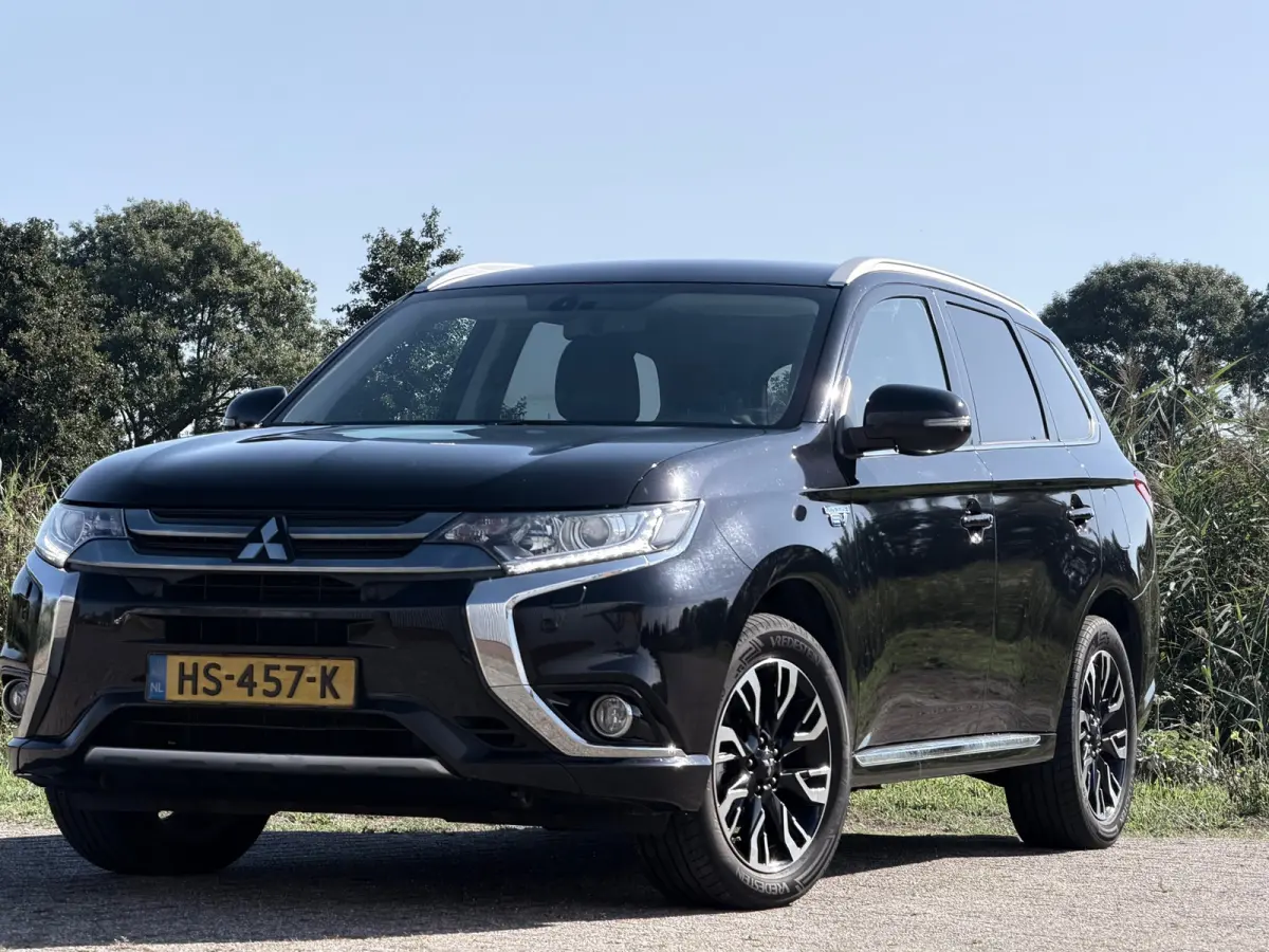 2.0 PHEV NW MODEL Executive Edition - Black Pearl - Camera/Keyless/Seatheat - Topstaat