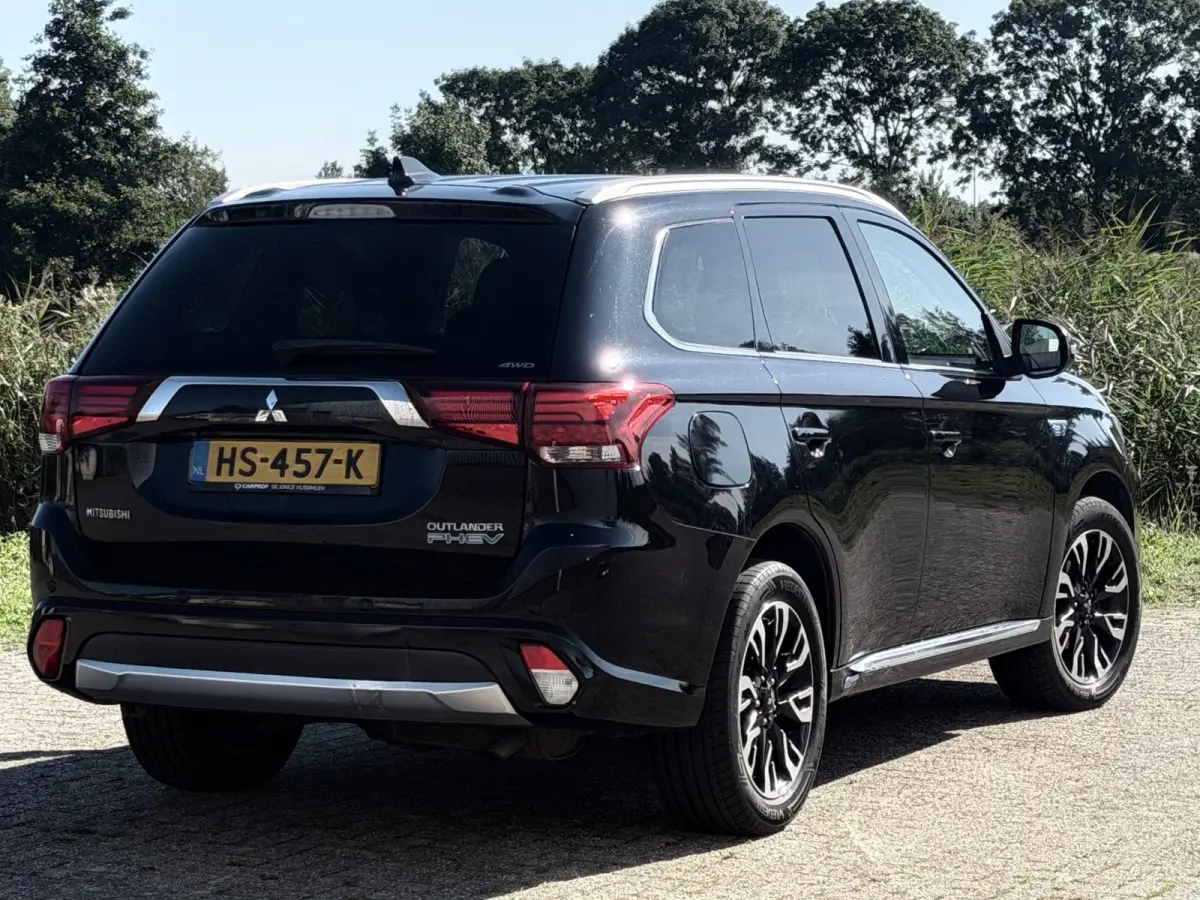 2.0 PHEV NW MODEL Executive Edition - Black Pearl - Camera/Keyless/Seatheat - Topstaat