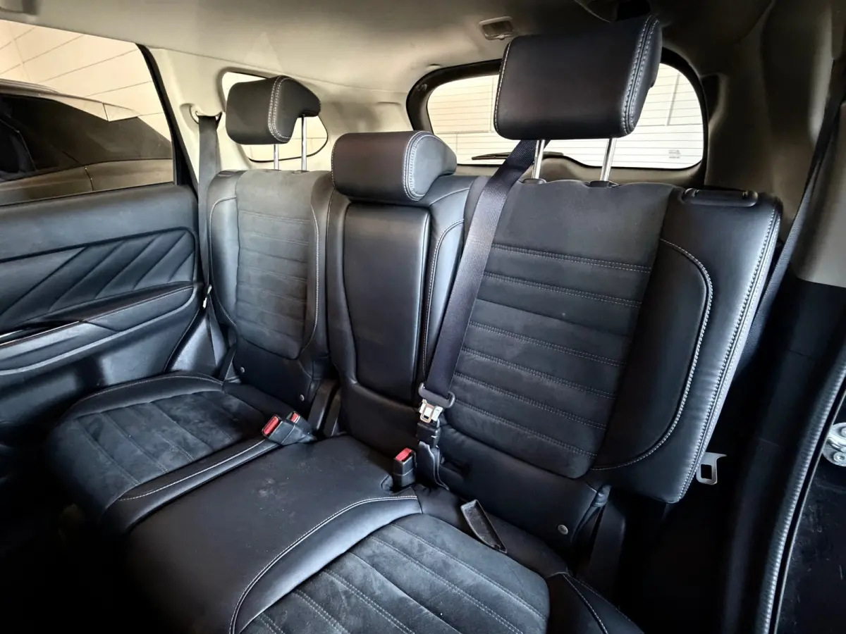 2.0 PHEV NW MODEL Executive Edition - Black Pearl - Camera/Keyless/Seatheat - Topstaat