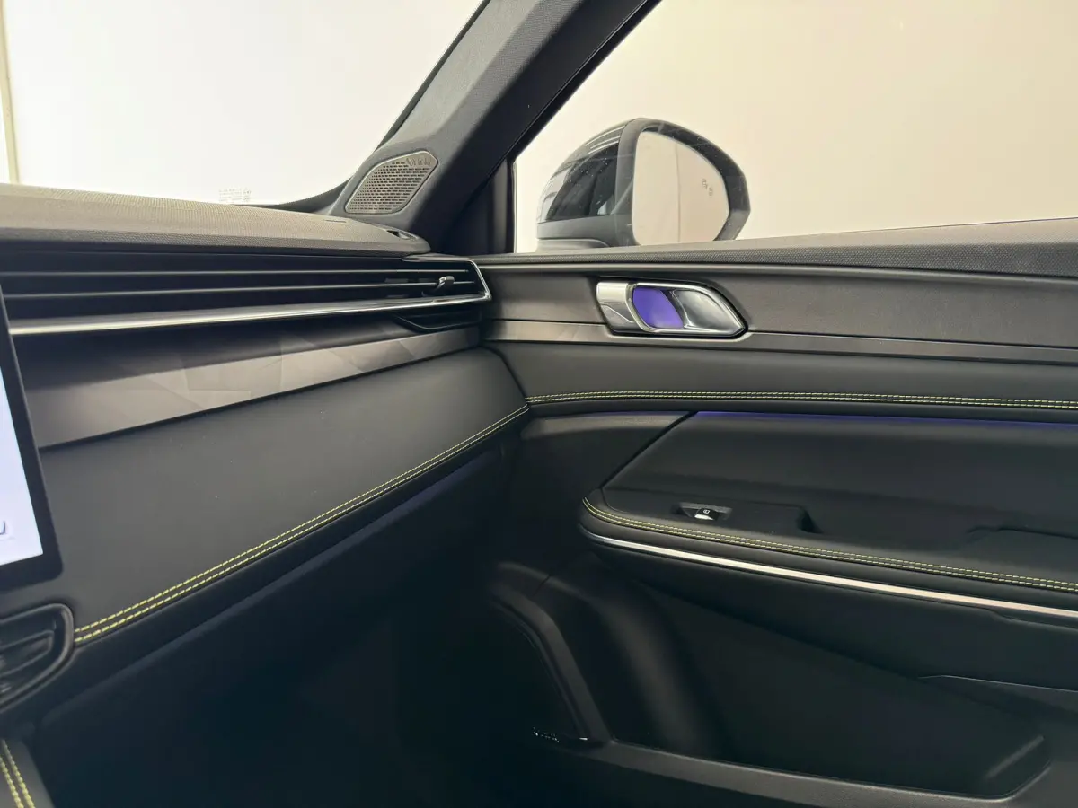 1.5 More HEICO SPORTIV | Alarmsysteem | Apple Carplay/Android Auto|telefoonintegratie premium | Audio installatie premium
