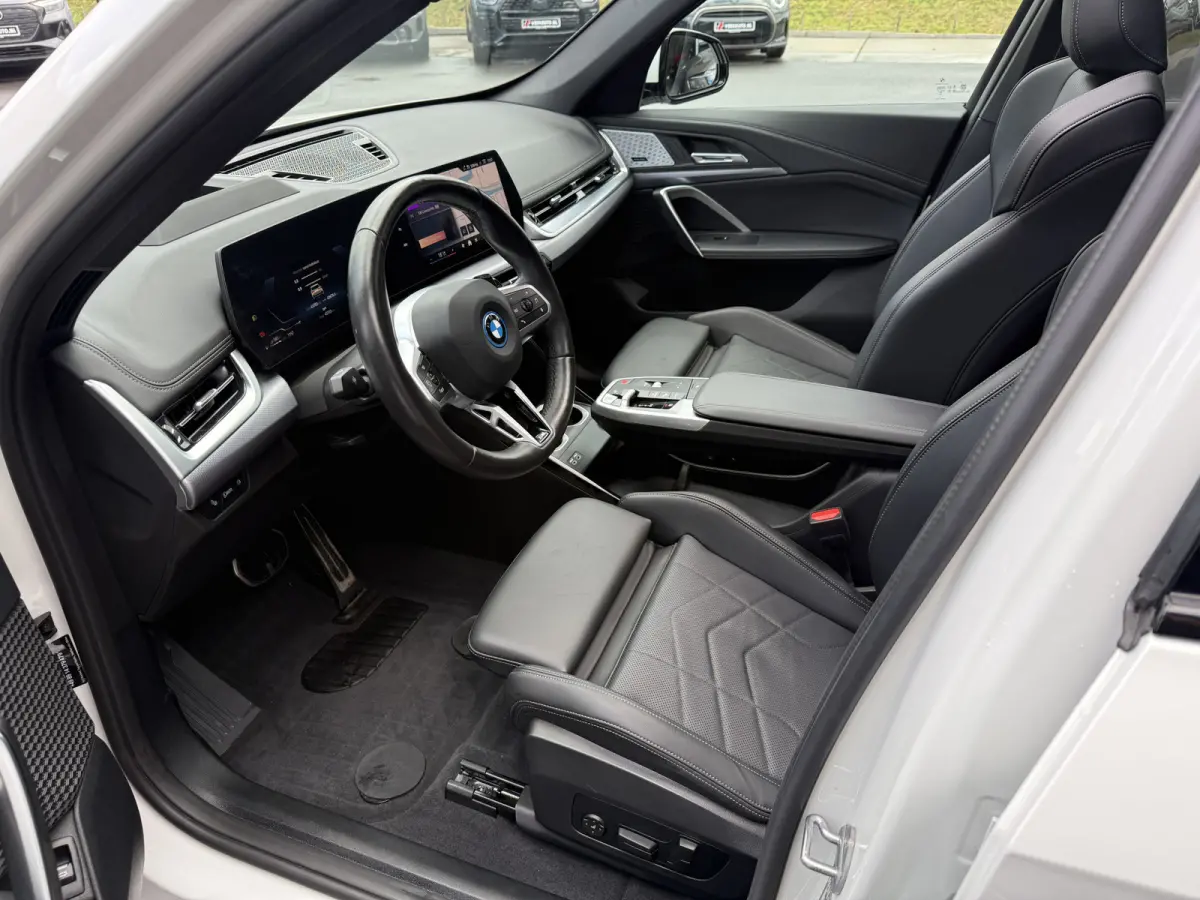 xDrive30e M-Sport Trekhaak/Pano/H&K/360cam