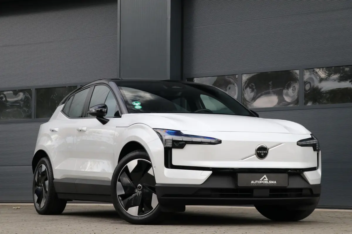 Twin Motor Performance Ultra 69 kWh 429PK Panodak Trekhaak Warmtepomp AdaptivCruise Harman/Kardon Leder 40000KM BJ2024