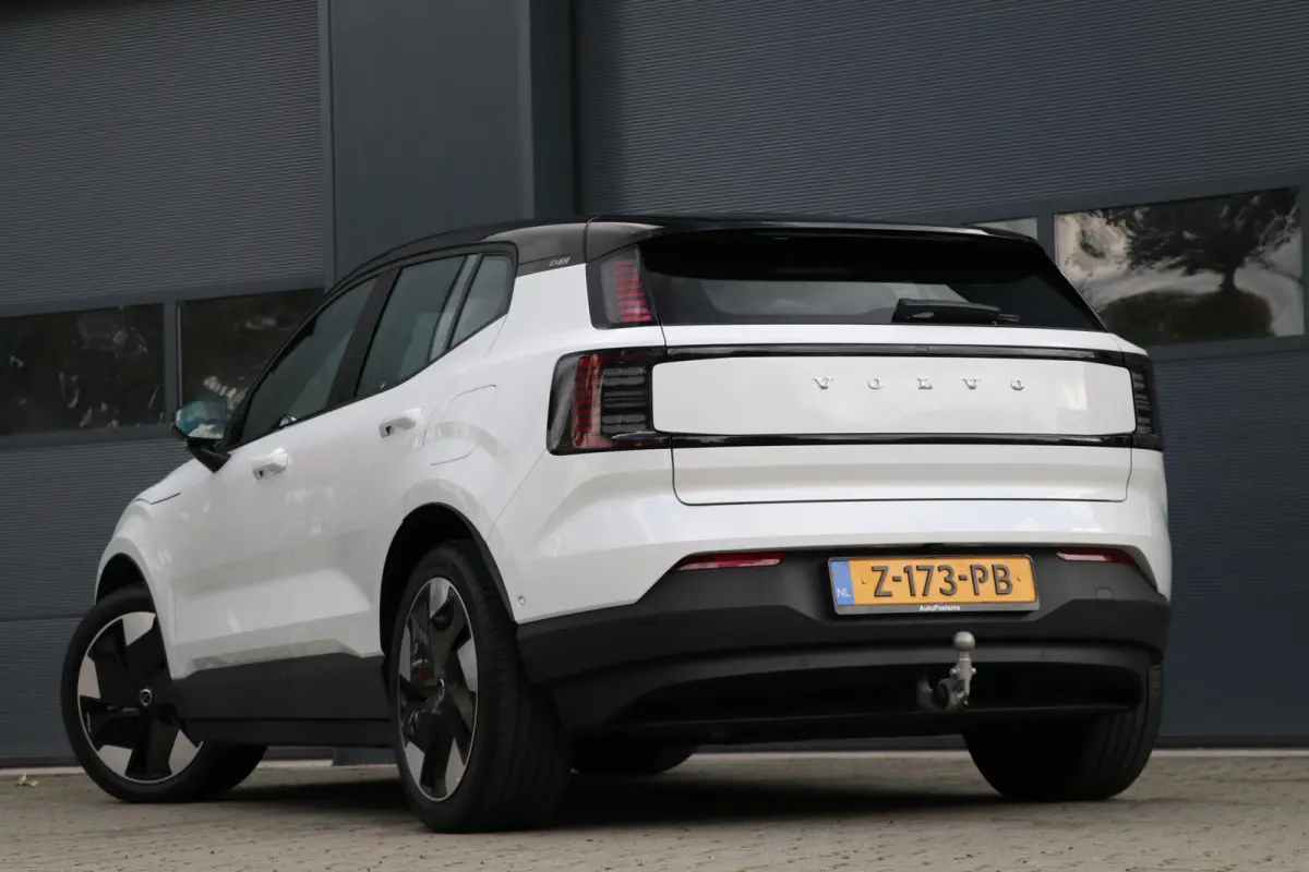 Twin Motor Performance Ultra 69 kWh 429PK Panodak Trekhaak Warmtepomp AdaptivCruise Harman/Kardon Leder 40000KM BJ2024