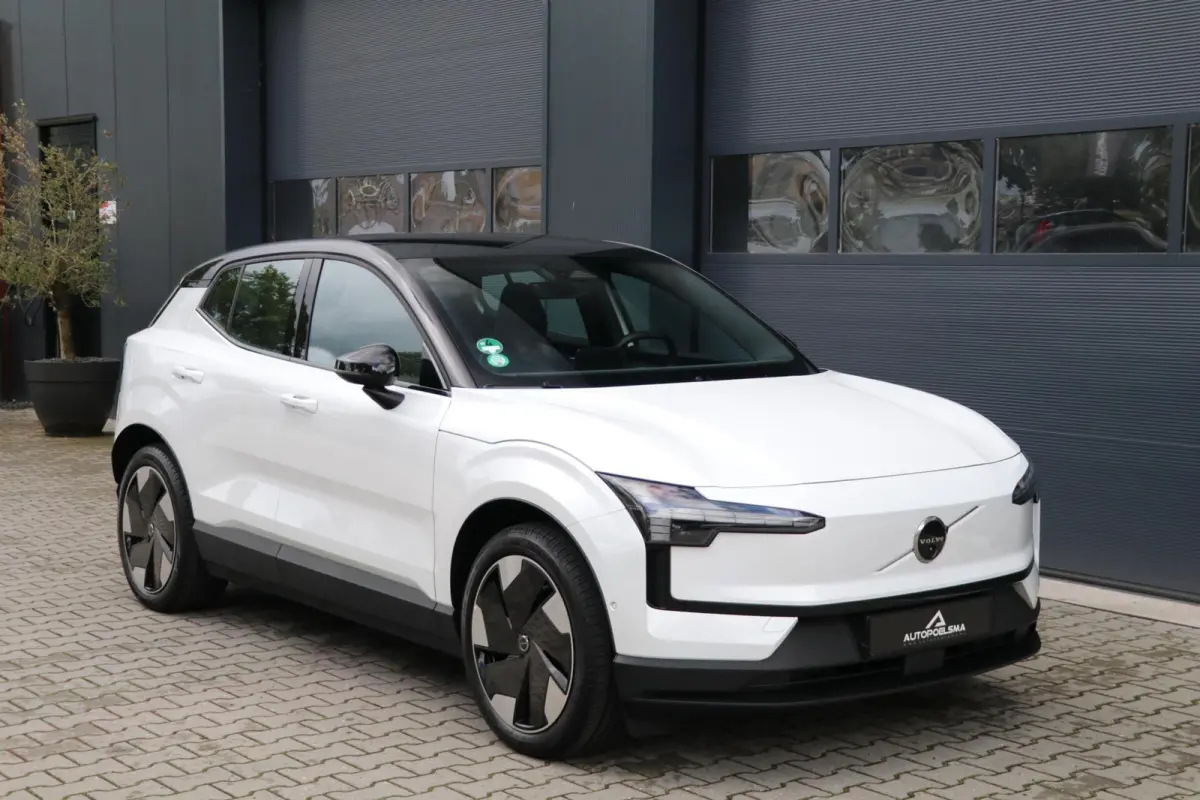 Twin Motor Performance Ultra 69 kWh 429PK Panodak Trekhaak Warmtepomp AdaptivCruise Harman/Kardon Leder 40000KM BJ2024