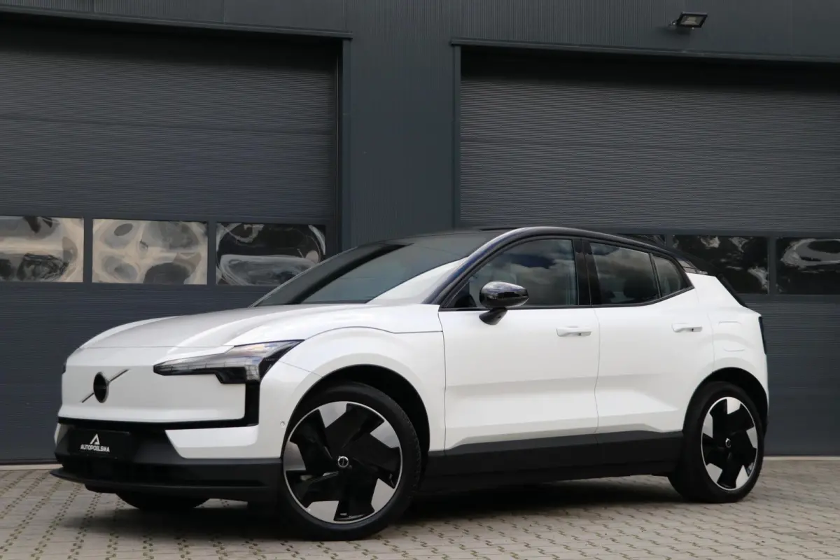 Twin Motor Performance Ultra 69 kWh 429PK Panodak Trekhaak Warmtepomp AdaptivCruise Harman/Kardon Leder 40000KM BJ2024