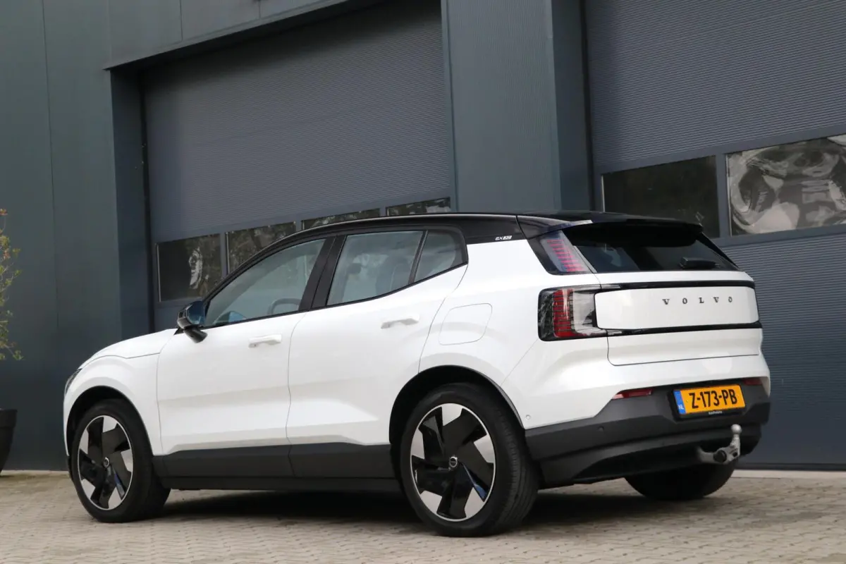 Twin Motor Performance Ultra 69 kWh 429PK Panodak Trekhaak Warmtepomp AdaptivCruise Harman/Kardon Leder 40000KM BJ2024
