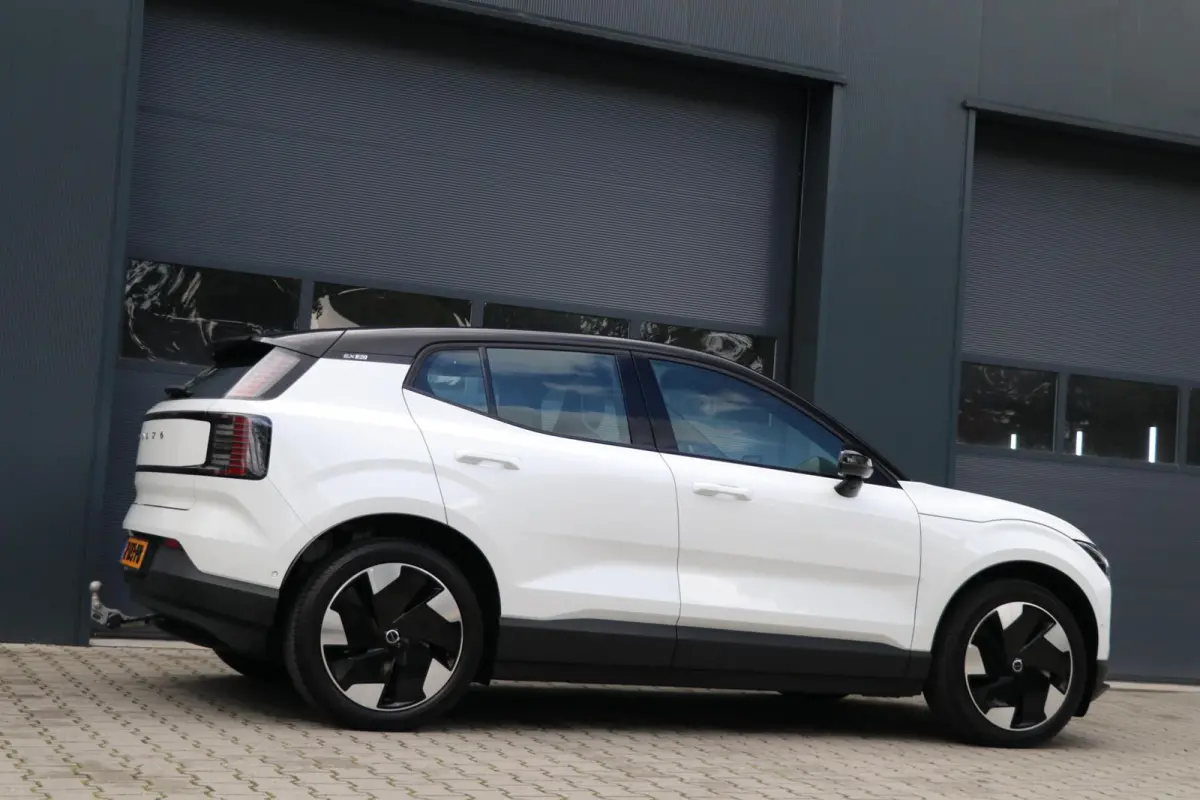 Twin Motor Performance Ultra 69 kWh 429PK Panodak Trekhaak Warmtepomp AdaptivCruise Harman/Kardon Leder 40000KM BJ2024