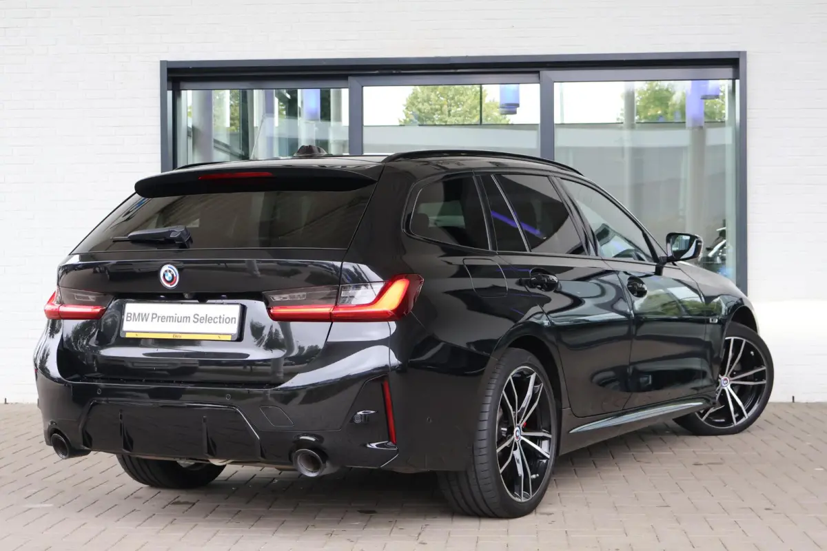 330e xDrive | M Sport | Harman Kardon | SOH 90,4% | Panorama Dak | Trekhaak