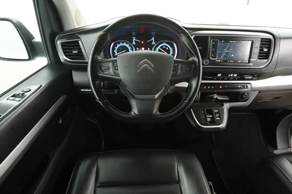 XL 50 kWh 8p. L3H1 | Snelladen | SOH 92% | Marge | Pano | Clima | Camera | Carplay | Cruise | HuD | 2xSchuifdeur
