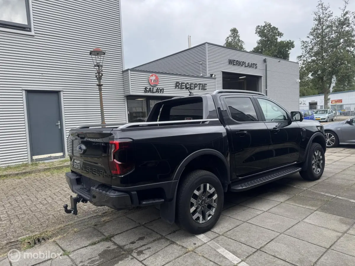2.3 PHEV Wildtrak