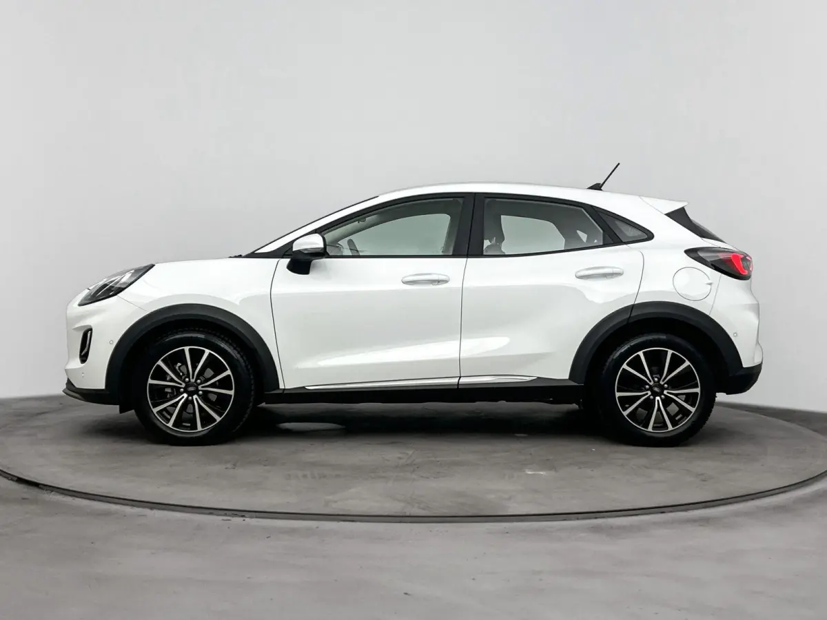 1.0 EcoBoost Titanium | CAMERA | DODE HOEK DETECTIE | CLIMATE CONTROL | NAVIGATIE |