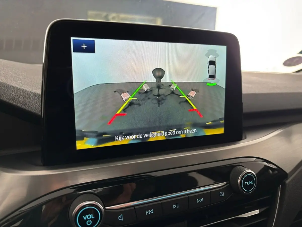 2.5 PHEV Titanium | NAVI | ECC | VELGEN