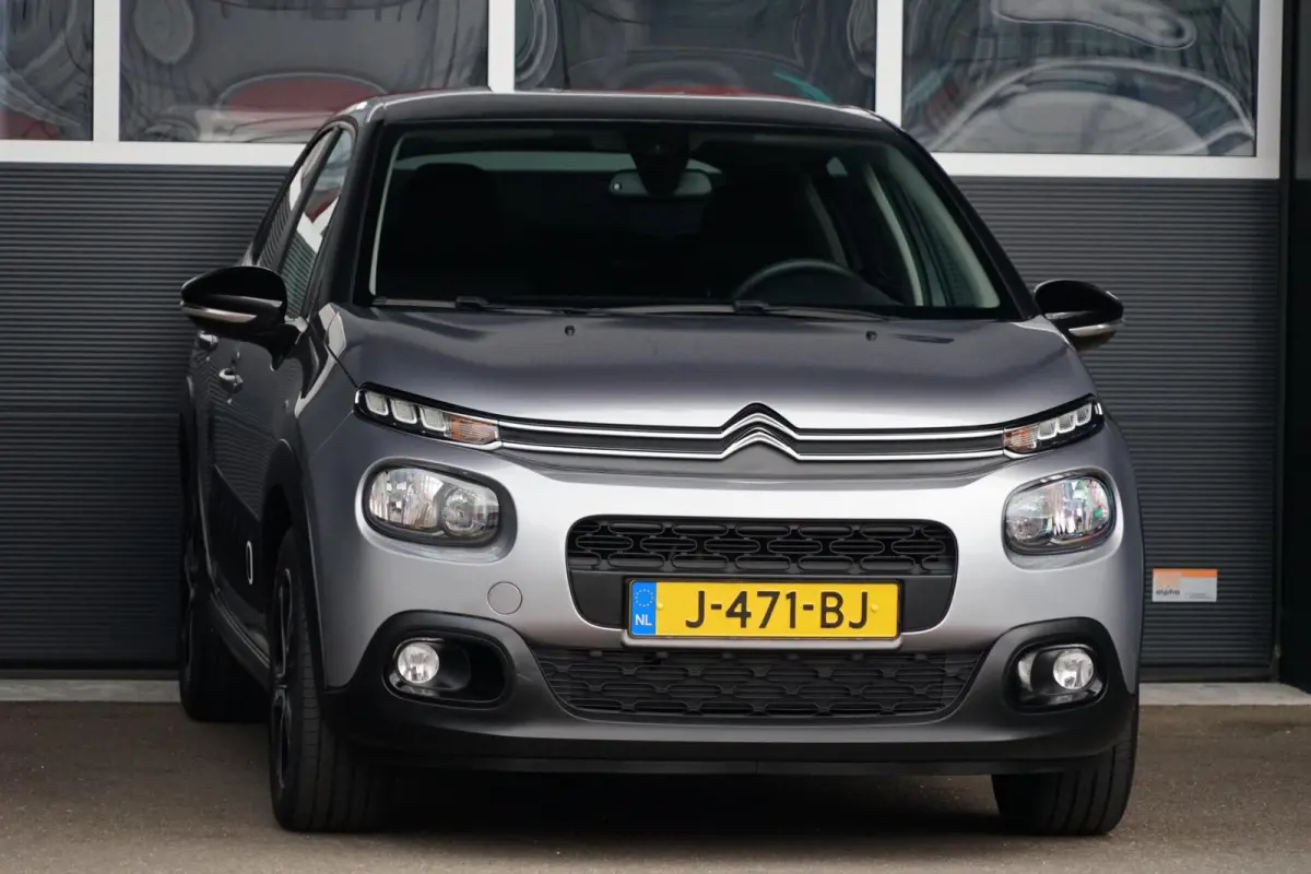 1.2 PureTech S&S Feel Edition, PDC, CarPlay, clima