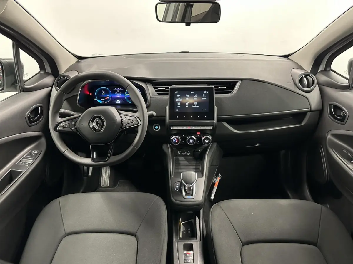 R110 Life 52 kWh CARPLAY NAVI CRUISE KOOP ACCU.