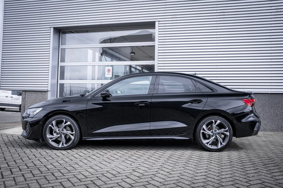 30 TFSI S edition | Airco (automatisch) | Apple Carplay/Android Auto|telefoonintegratie premium | Cruise control
