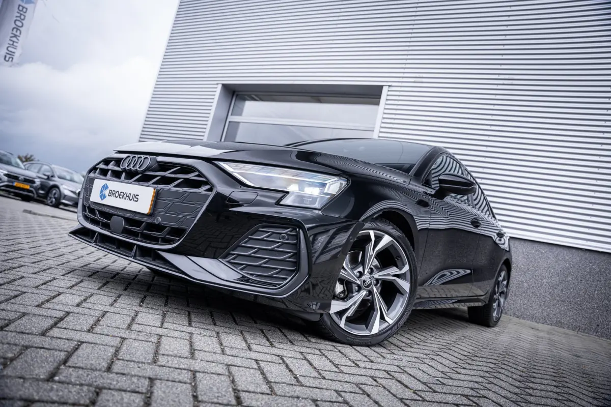 30 TFSI S edition | Airco (automatisch) | Apple Carplay/Android Auto|telefoonintegratie premium | Cruise control