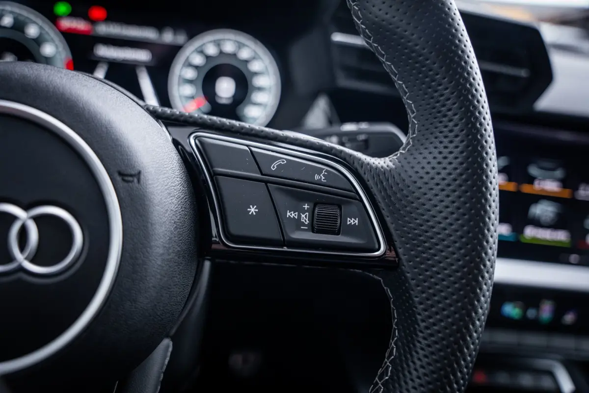 30 TFSI S edition | Airco (automatisch) | Apple Carplay/Android Auto|telefoonintegratie premium | Cruise control