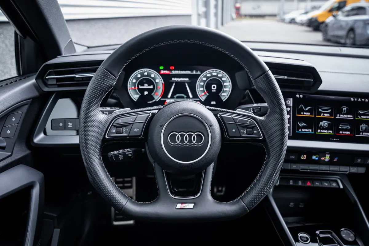 30 TFSI S edition | Airco (automatisch) | Apple Carplay/Android Auto|telefoonintegratie premium | Cruise control