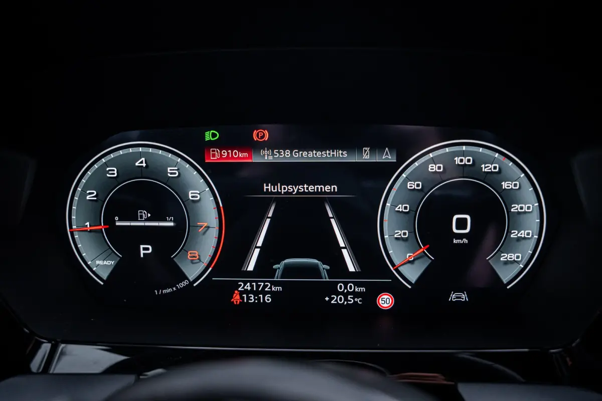 30 TFSI S edition | Airco (automatisch) | Apple Carplay/Android Auto|telefoonintegratie premium | Cruise control