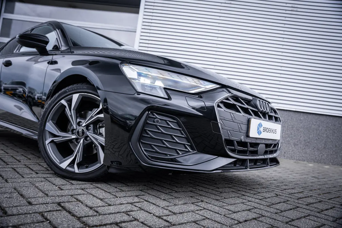 30 TFSI S edition | Airco (automatisch) | Apple Carplay/Android Auto|telefoonintegratie premium | Cruise control