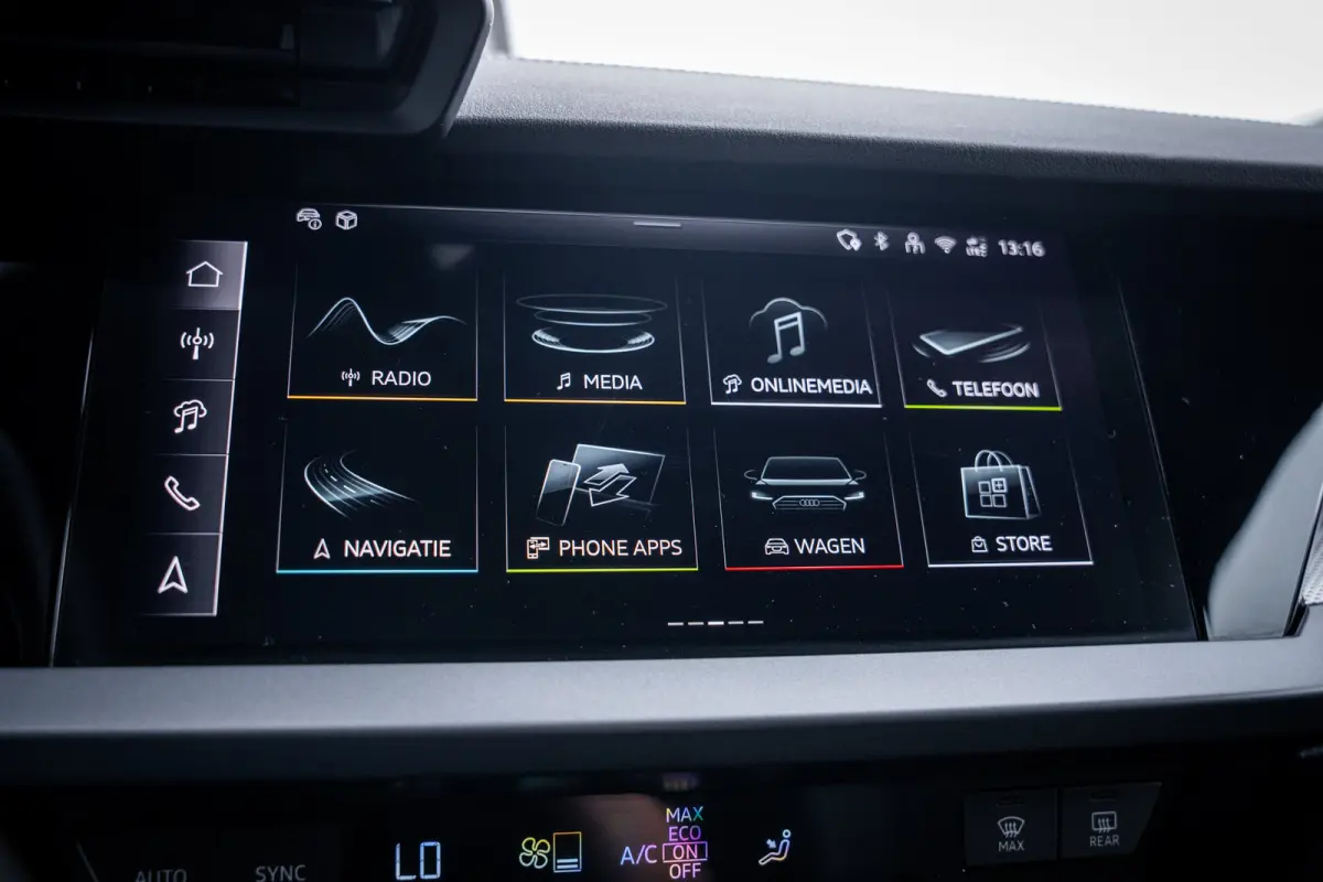 30 TFSI S edition | Airco (automatisch) | Apple Carplay/Android Auto|telefoonintegratie premium | Cruise control