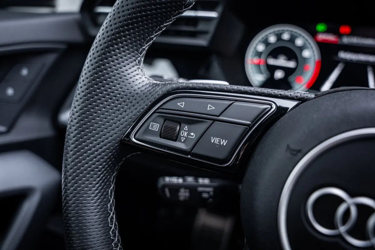 30 TFSI S edition | Airco (automatisch) | Apple Carplay/Android Auto|telefoonintegratie premium | Cruise control