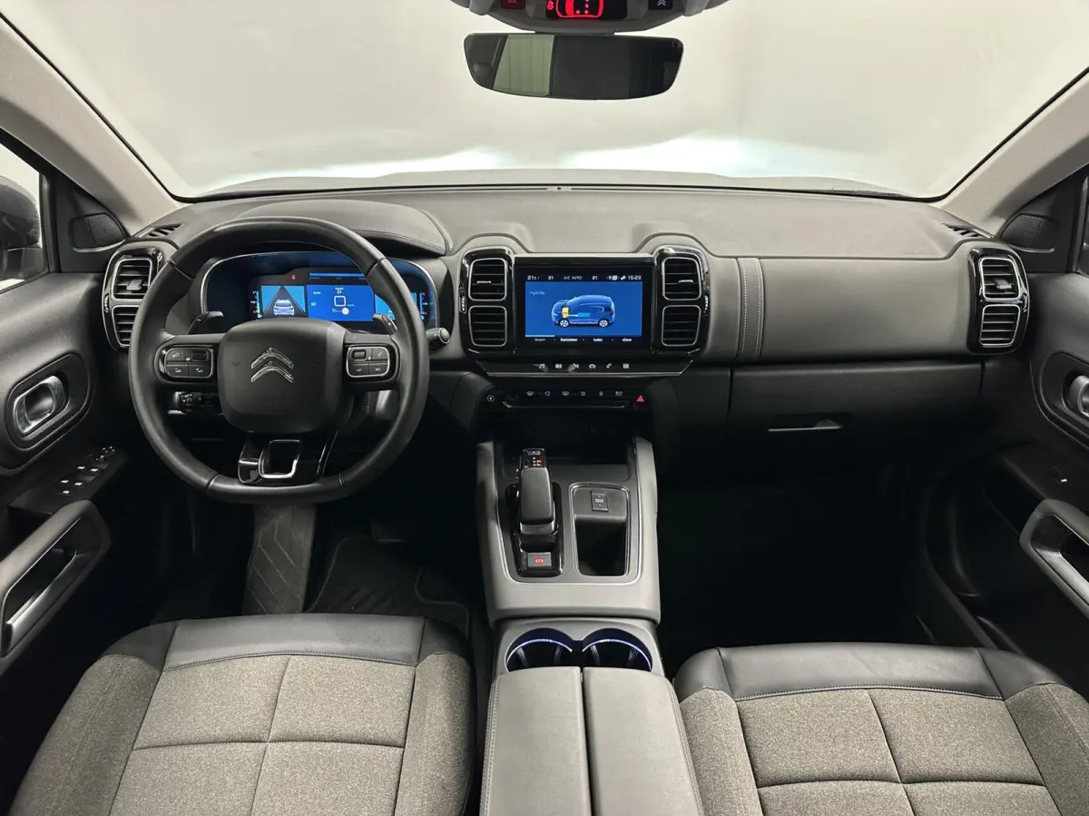 1.6 Plug-in Hybrid 225 Business CAMERA TREKHAAK CRUISE ECC CARPLAY NAVI.