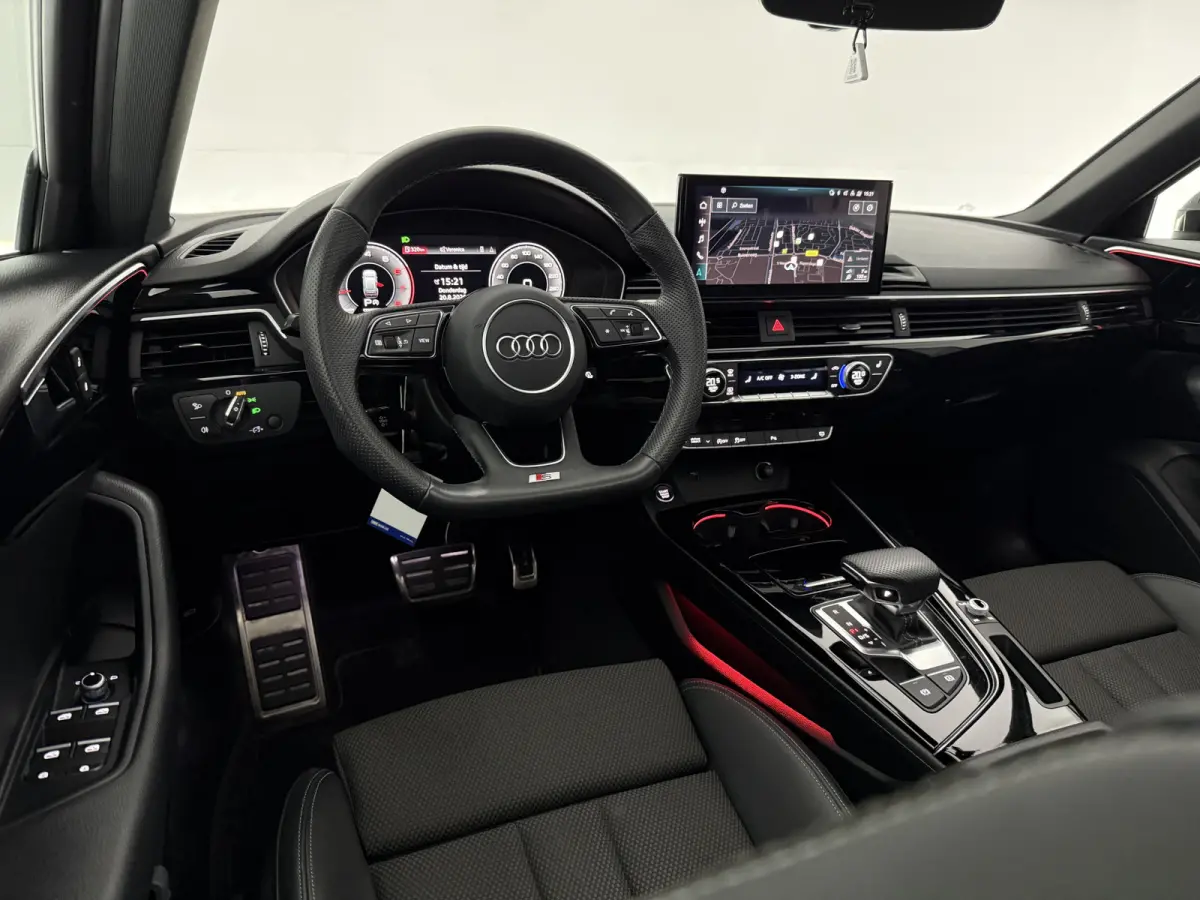 35 TFSI S-Line Competition | Black Edition | Pano | Camera | Virtual | Sfeer | Trekhaak | Carplay | Parkeersens.