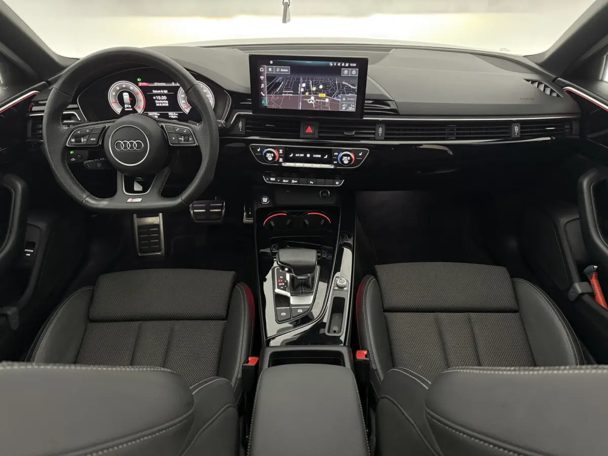 35 TFSI S-Line Competition | Black Edition | Pano | Camera | Virtual | Sfeer | Trekhaak | Carplay | Parkeersens.