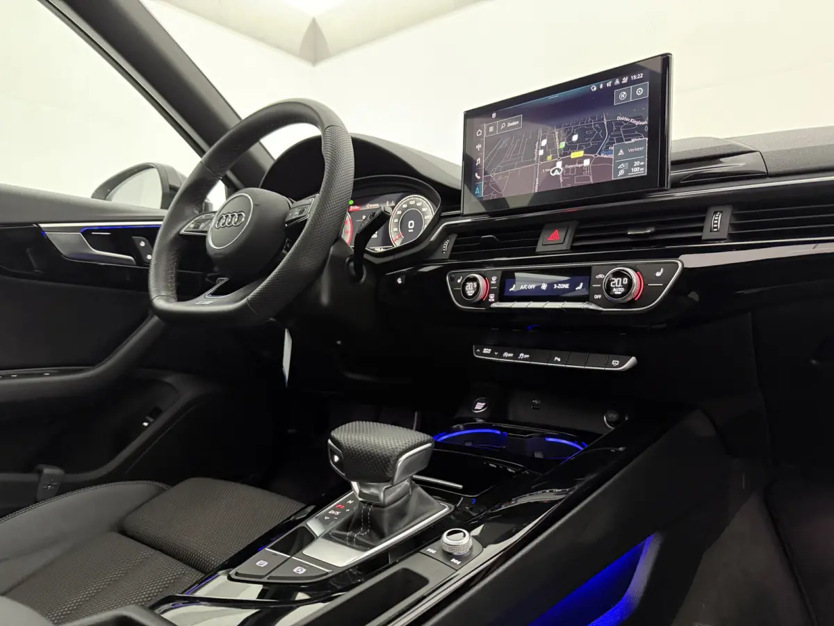 35 TFSI S-Line Competition | Black Edition | Pano | Camera | Virtual | Sfeer | Trekhaak | Carplay | Parkeersens.