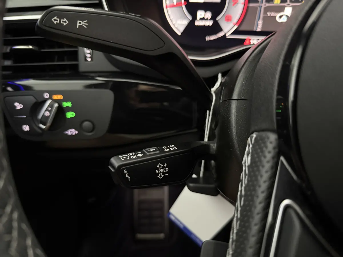 35 TFSI S-Line Competition | Black Edition | Pano | Camera | Virtual | Sfeer | Trekhaak | Carplay | Parkeersens.
