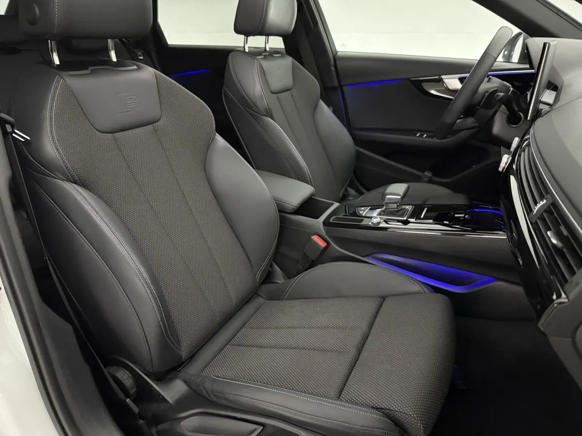 35 TFSI S-Line Competition | Black Edition | Pano | Camera | Virtual | Sfeer | Trekhaak | Carplay | Parkeersens.