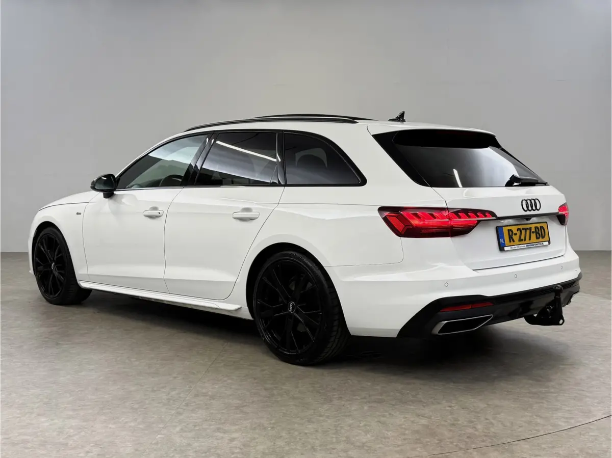 35 TFSI S-Line Competition | Black Edition | Pano | Camera | Virtual | Sfeer | Trekhaak | Carplay | Parkeersens.