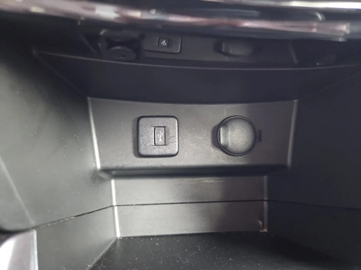 1.0 Boosterjet Select /Stoelverwarming/ Apple carplay -Android auto/ Cruise control/Camera/ Rijklaarprijs!
