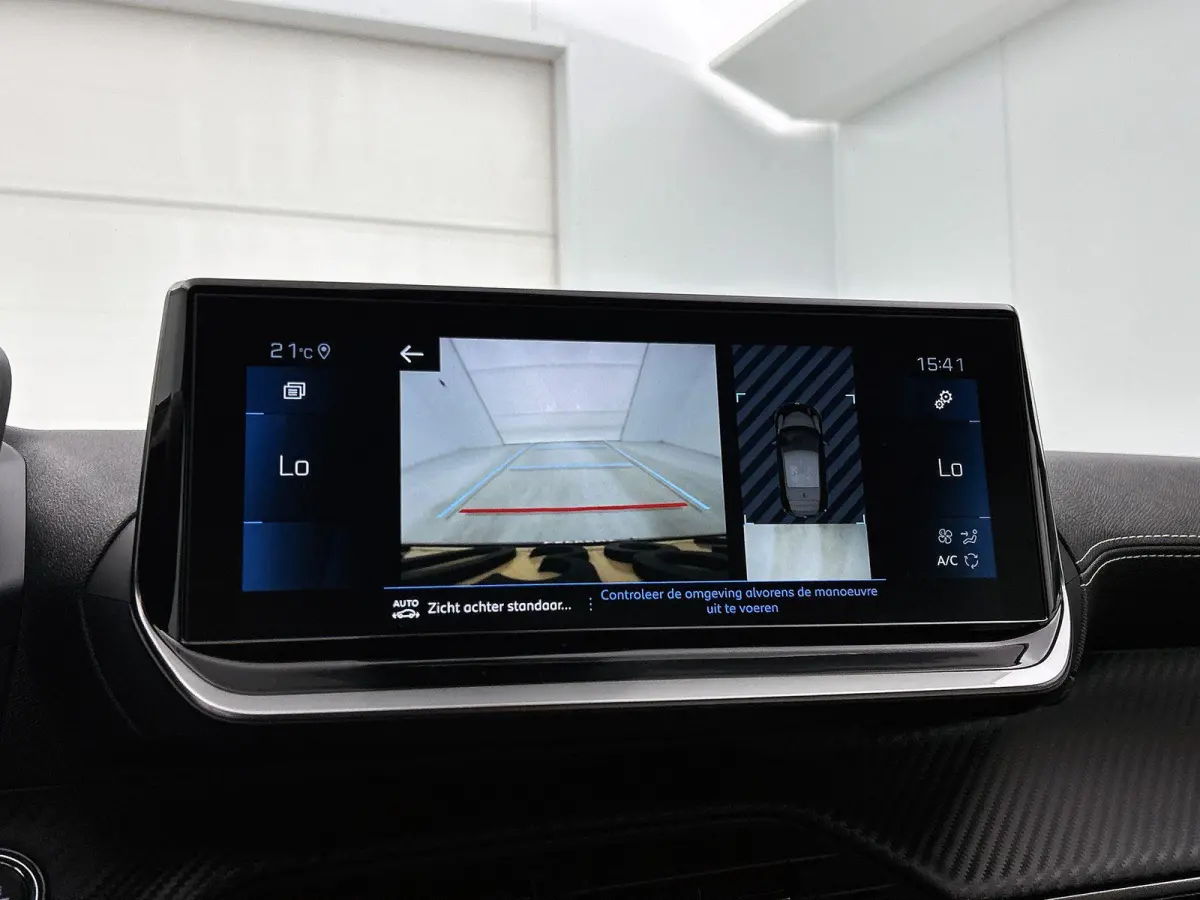 GT Pack 130pk Automaat | Navigatie | Achteruitrijcamera | Leder/Alcantara | Stoelverwarming | Full Led koplampen | Adaptieve Cruise Control | 3D Cockpit | Parkeersensoren v+a | Climate Contr