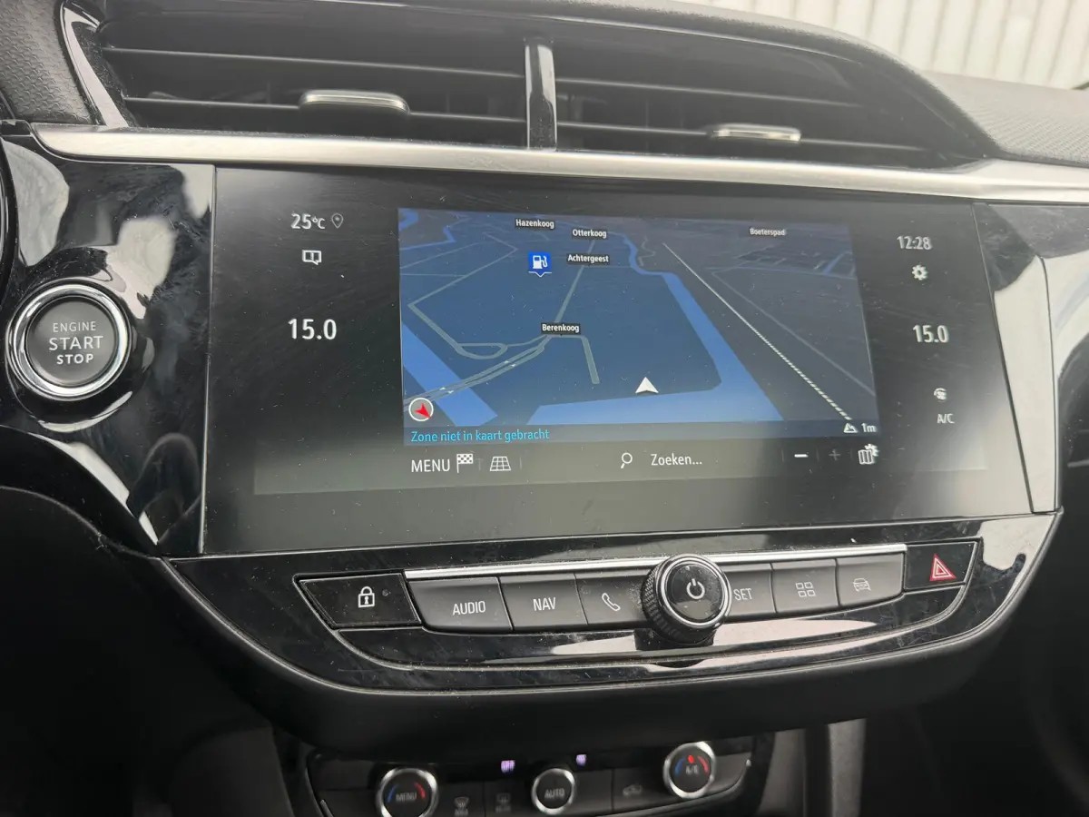 1.2 Elegance - Summit White - Panoramadak/Carplay/Led - Chique