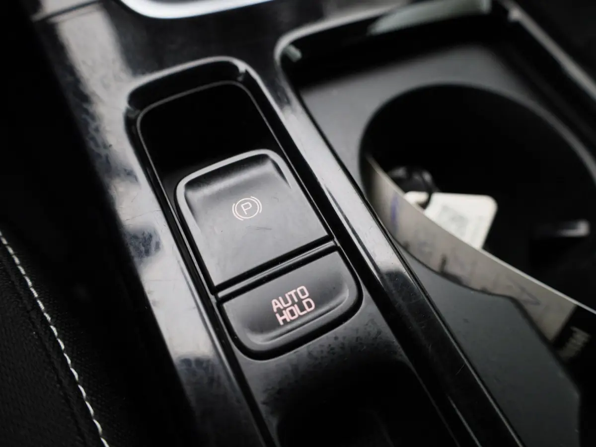 1.0 T-GDi GT-Line Business Edition | Apple Carplay / Android Auto | Camera | Navigatie | Keyless | Stoel/Stuurverwarming |