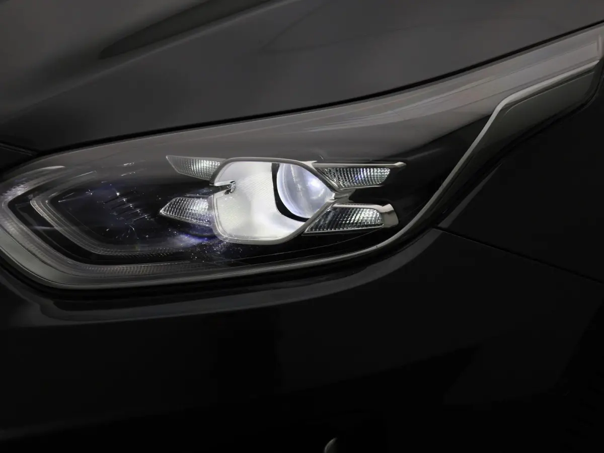 1.0 T-GDi GT-Line Business Edition | Apple Carplay / Android Auto | Camera | Navigatie | Keyless | Stoel/Stuurverwarming |