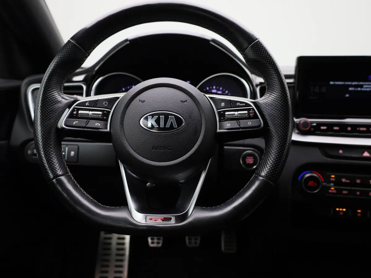 1.0 T-GDi GT-Line Business Edition | Apple Carplay / Android Auto | Camera | Navigatie | Keyless | Stoel/Stuurverwarming |