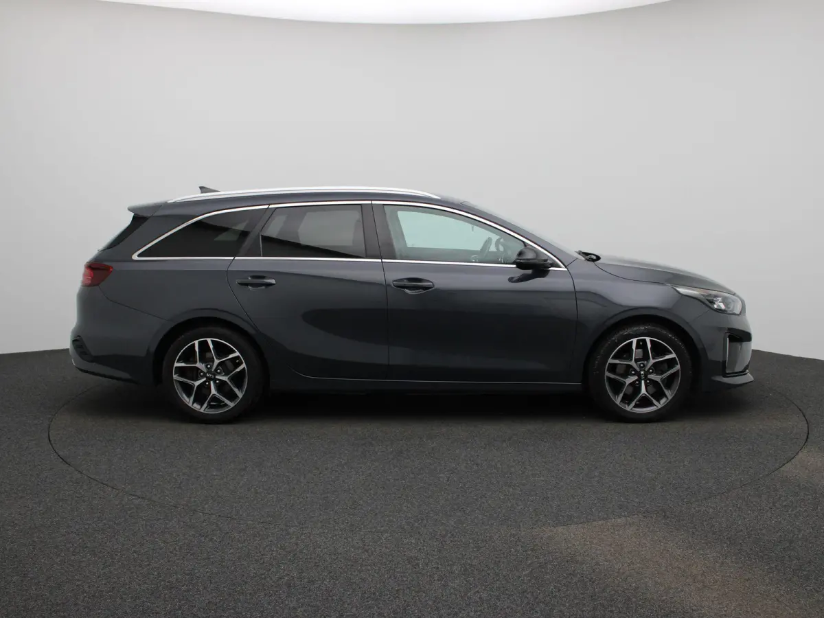 1.0 T-GDi GT-Line Business Edition | Apple Carplay / Android Auto | Camera | Navigatie | Keyless | Stoel/Stuurverwarming |