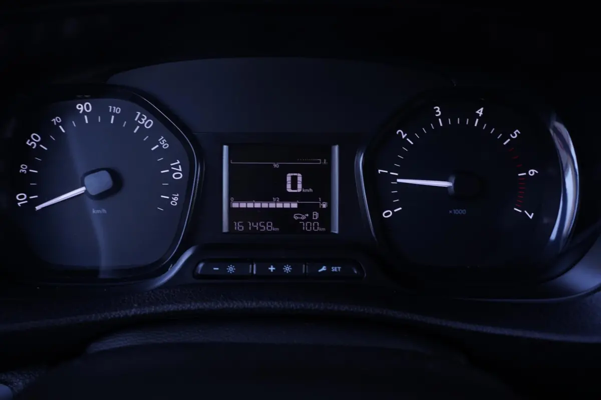 1.5 CDTI 120 pk L2H1 Edition Airco, Cruise Control Laadruimte Pakket, PDC achter, 3-Zits