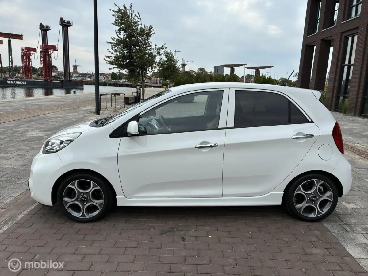 1.2 CVVT GT-line km177.580 Nap 5Deurs BJ2016