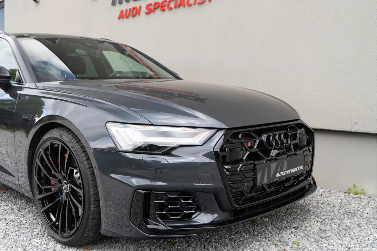 50 TFSI e Quattro / Head-Up Display/ Bang & Olufsen Sound System/ Cruise Control/ Panoramadak/ 220kW (300PK)