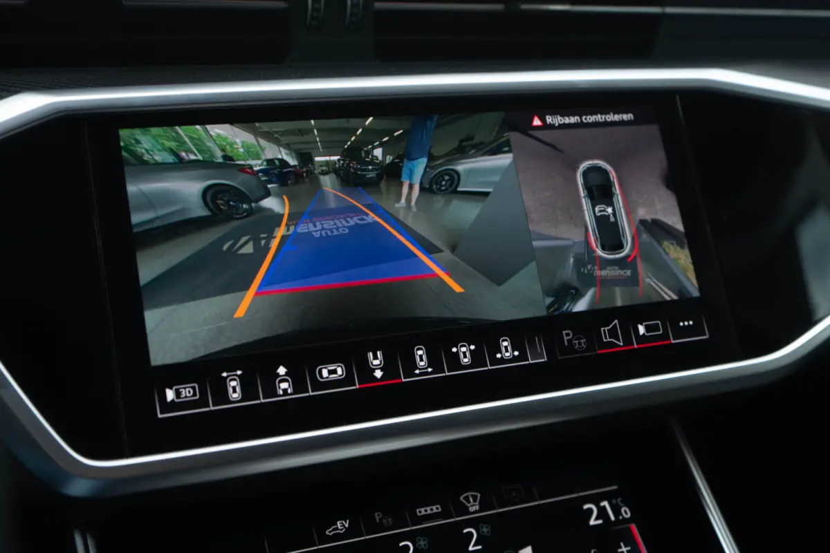 50 TFSI e Quattro / Head-Up Display/ Bang & Olufsen Sound System/ Cruise Control/ Panoramadak/ 220kW (300PK)