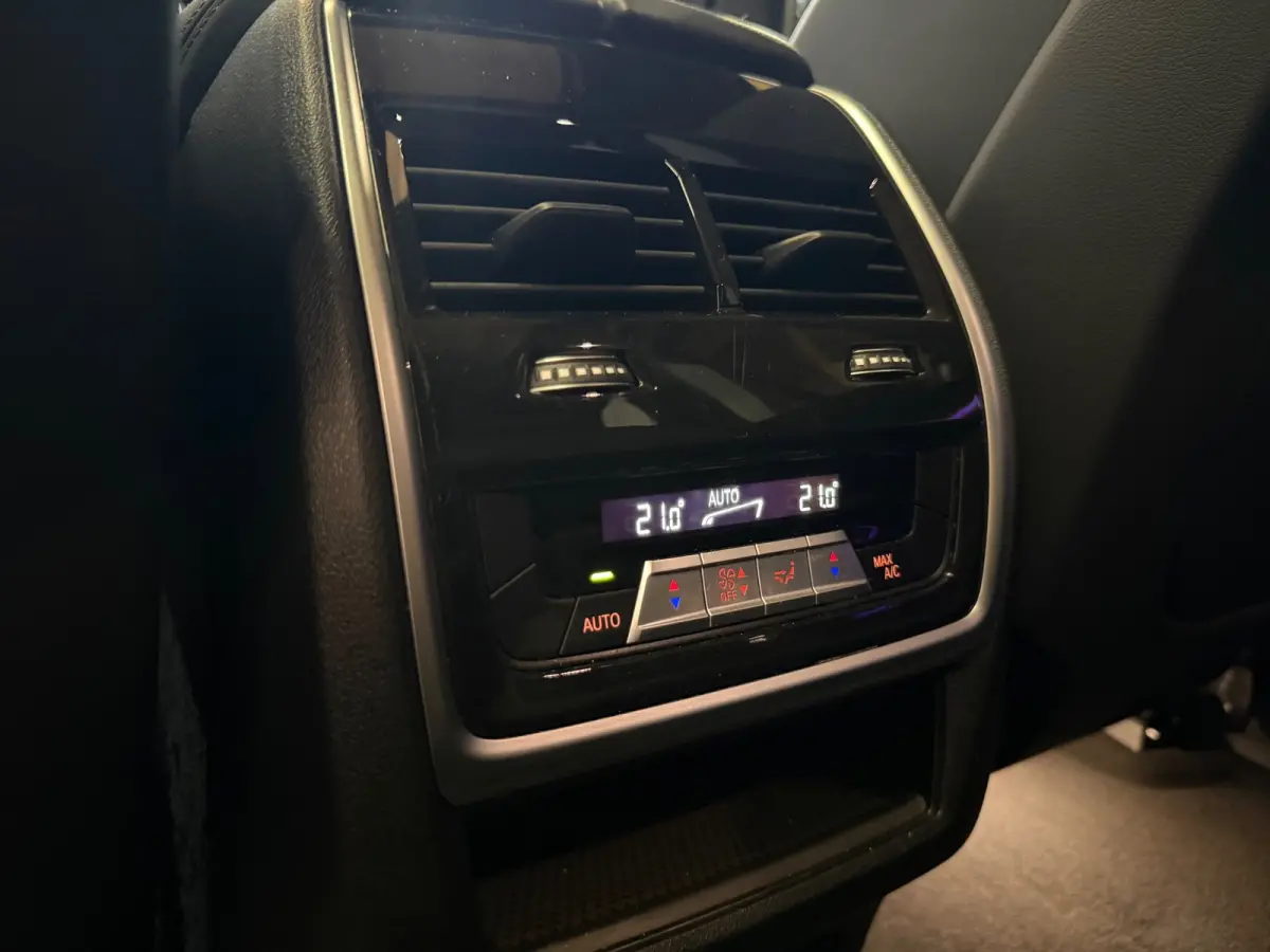 XDrive45e High Executive - Panorama - Luchtvering - Xpel Coating