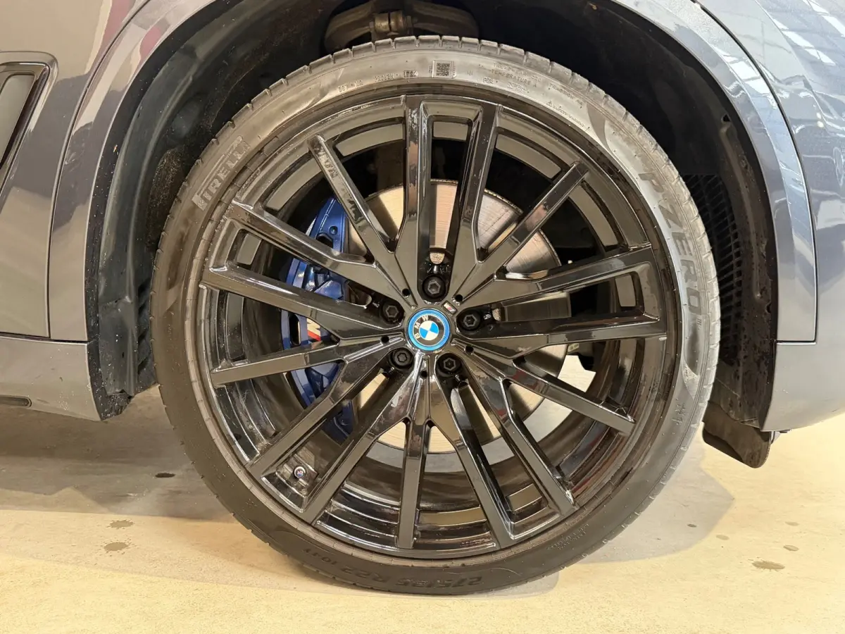 XDrive45e High Executive - Panorama - Luchtvering - Xpel Coating