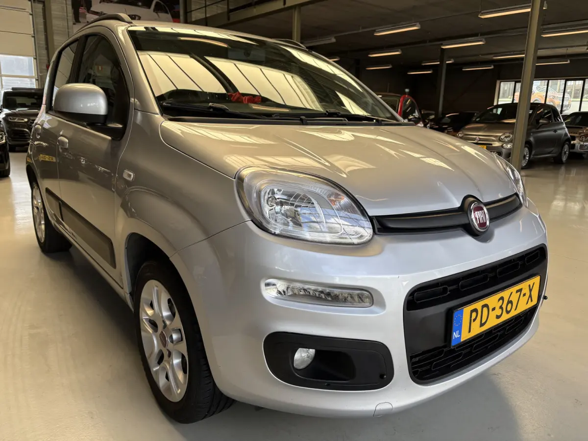 0.9 TwinAir Lounge Airco, Cruise, Lichtmetalen velgen