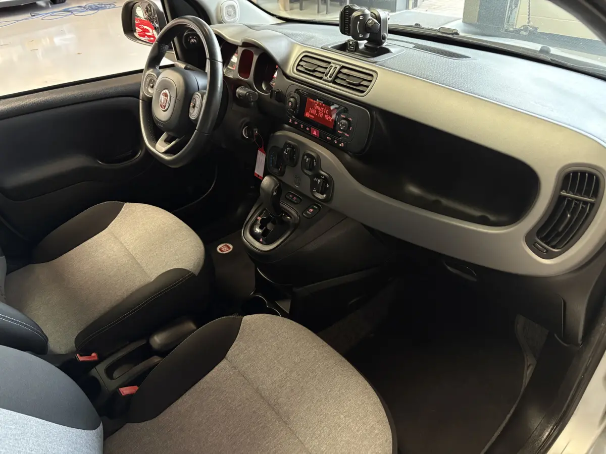 0.9 TwinAir Lounge Airco, Cruise, Lichtmetalen velgen