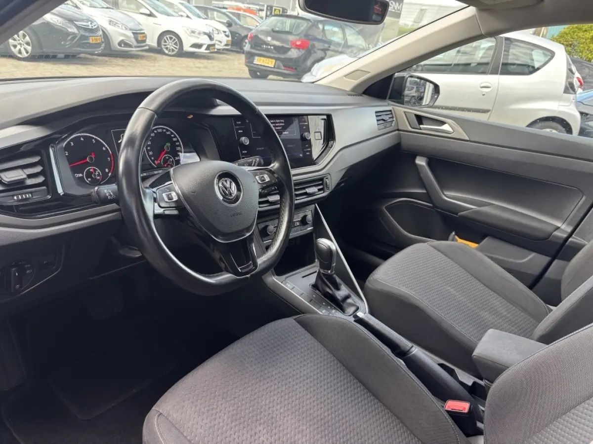 1.0 TSI Comf.l. Bus.